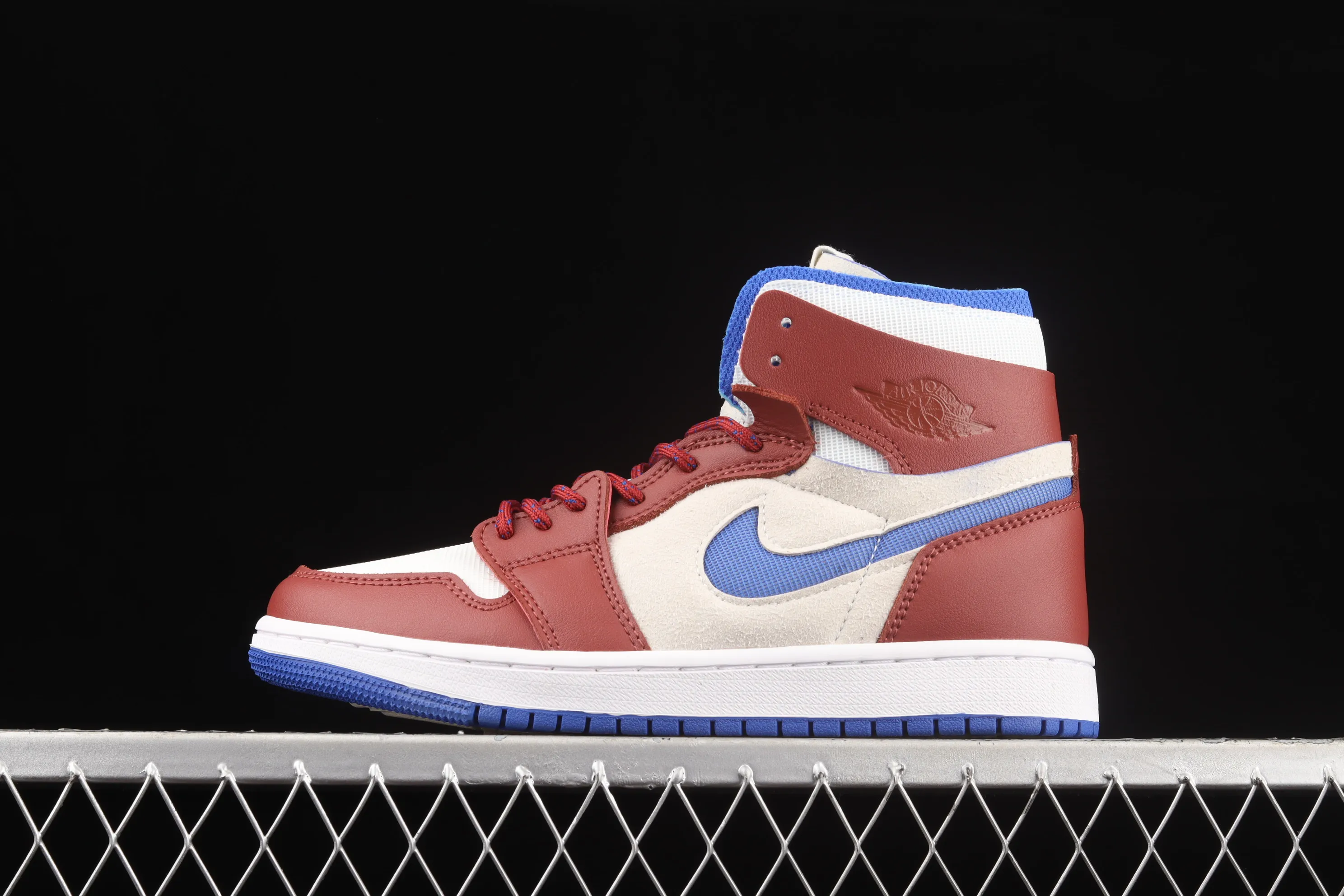 All categories Air Jordan Jordan series basketball shoes Air Jordan 1 High Air Jordan 1 Zoom Air CMFT AJ1 Joe 1 Burgundy CT0979-104